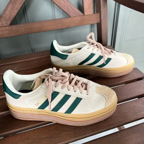 Adidas Cream and Green Casual Sneakers - Picture 2 of 7